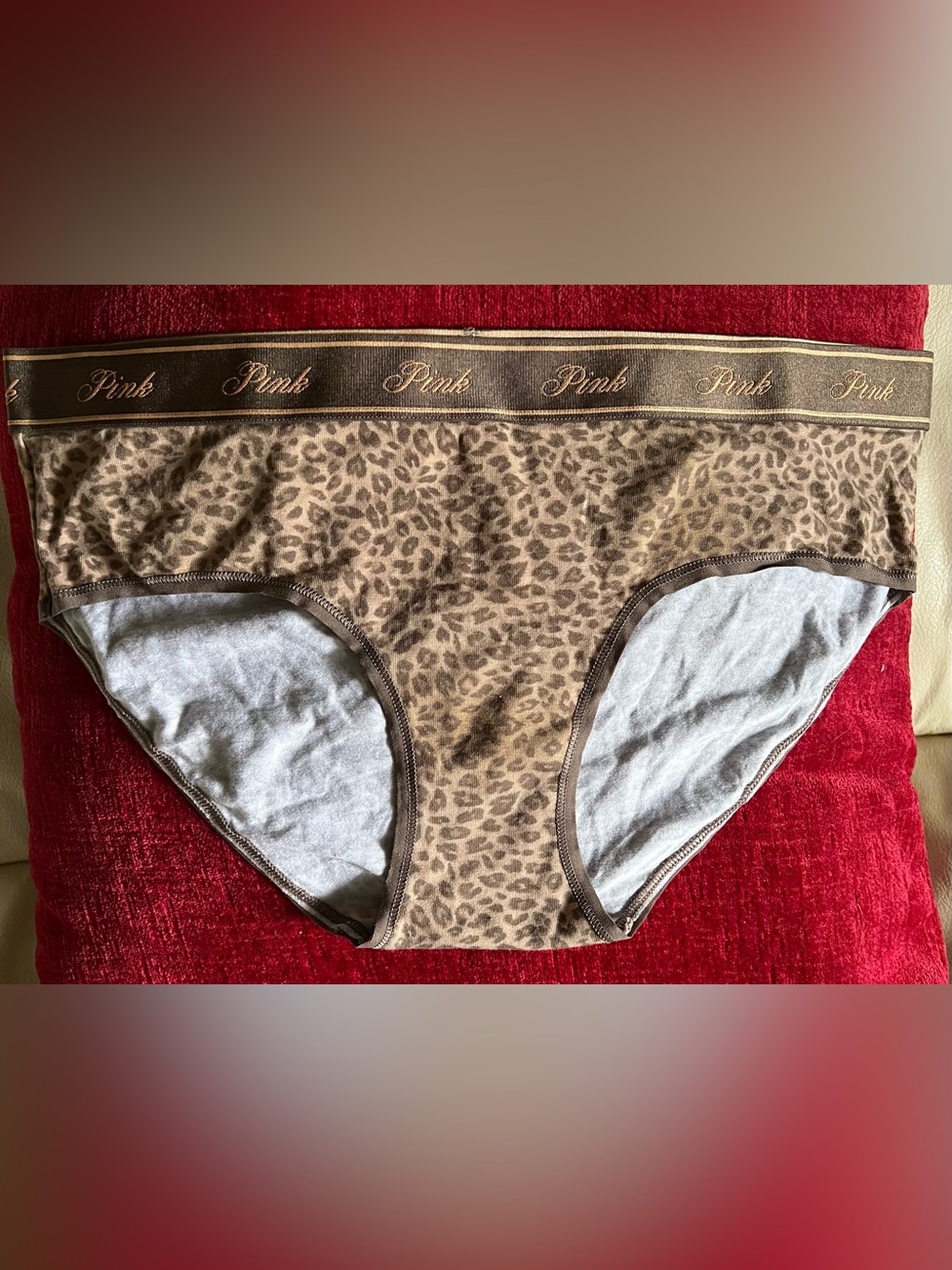 NWT Victoria’s Secret leopard panties, large